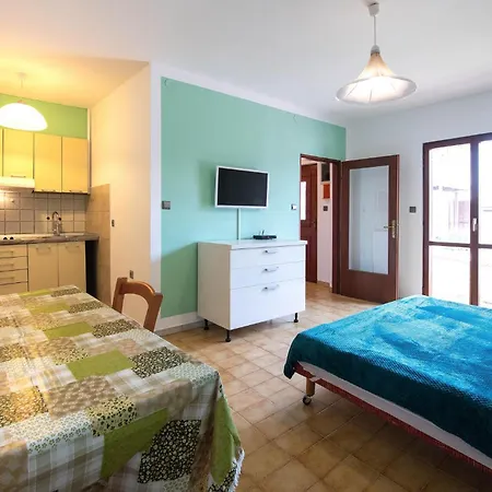 Holiday home Beautiful In With Kitchen *