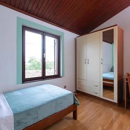Holiday home Beautiful In With Kitchen *