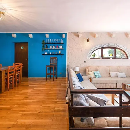 Beautiful In With Kitchen Holiday home Sisan